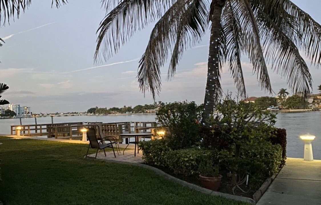 Photo of Patio Balcony in Treasure Island