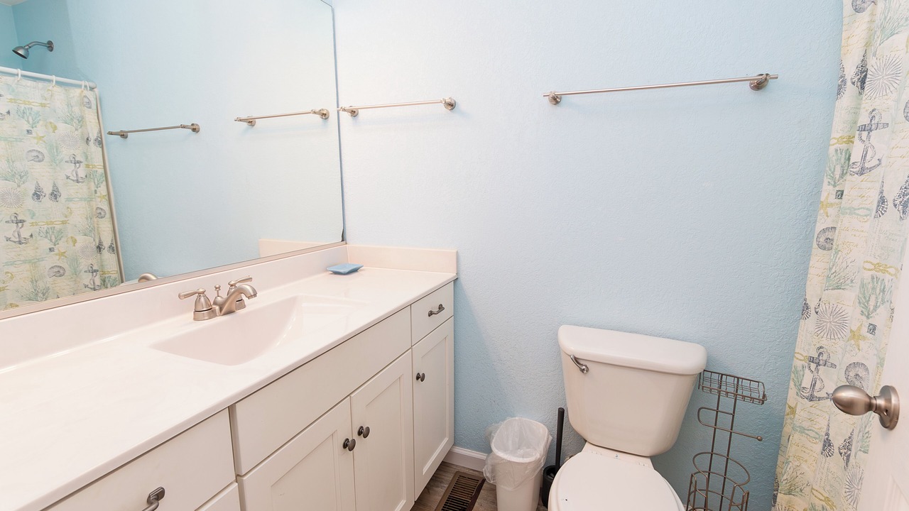 Photo of Bathroom in Colington