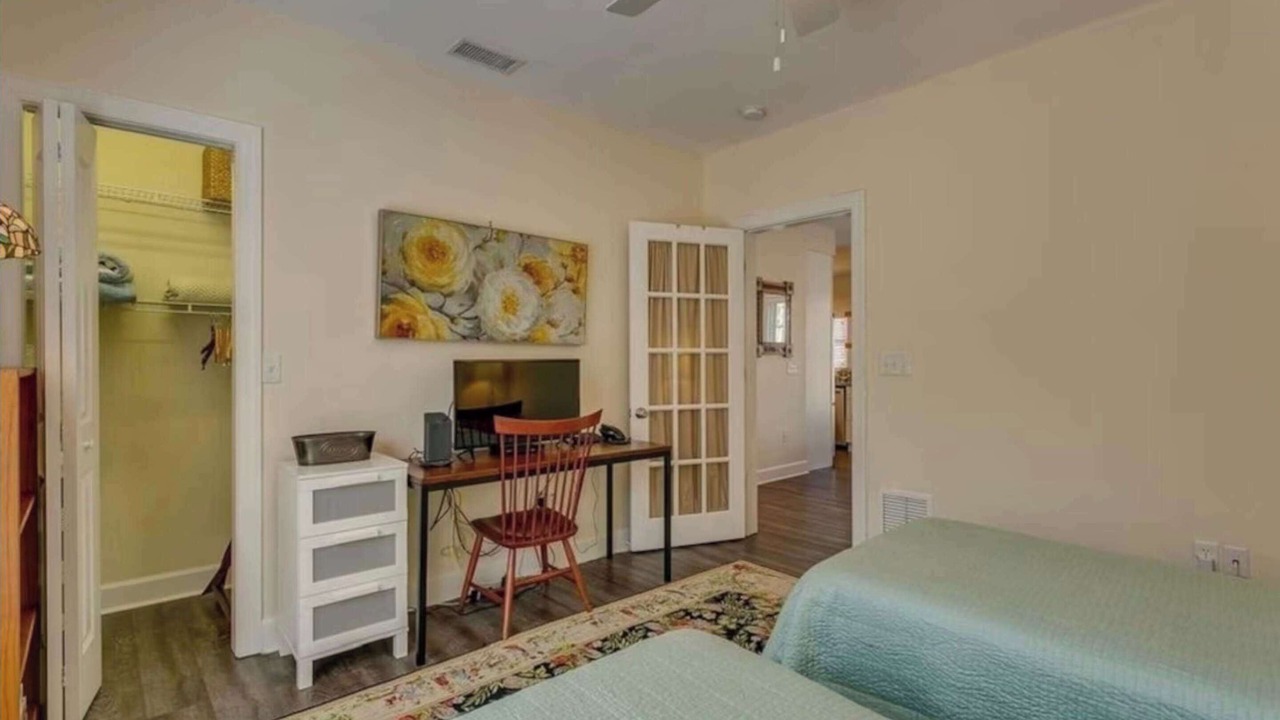Photo of Bedroom in Downtown Historic District