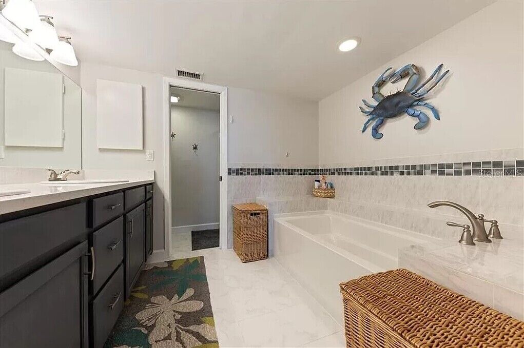Photo of Bathroom in Belleair Beach