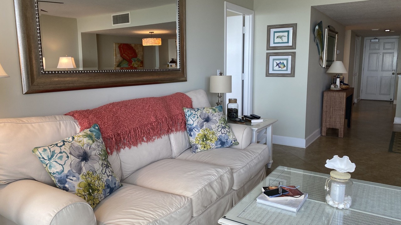Photo of Livingroom in Ponce Inlet