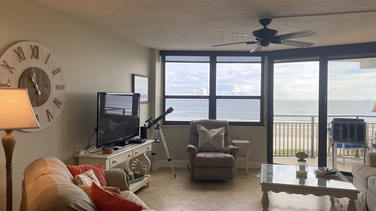 Photo of Livingroom in Ponce Inlet