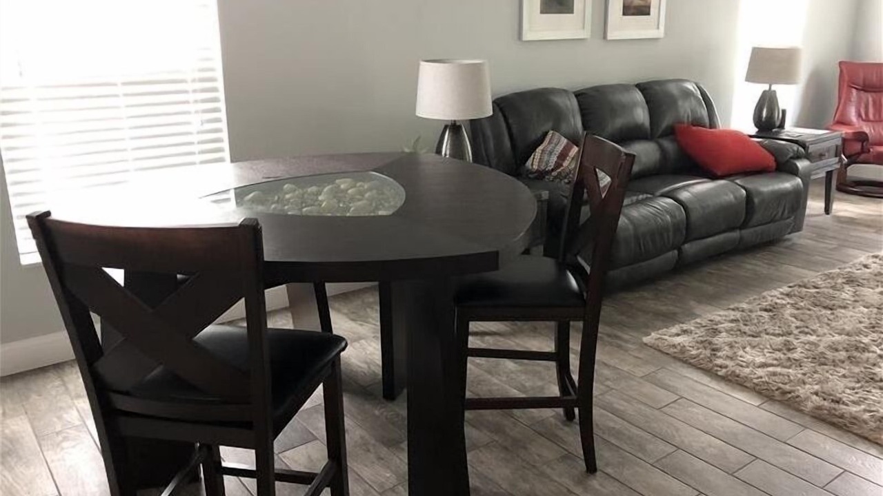 Photo of Bedroom in Capri Isle