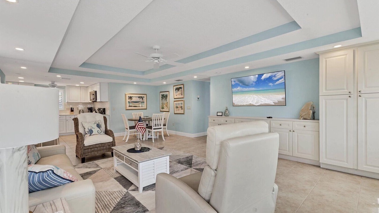 Photo of Livingroom in Central Sarasota