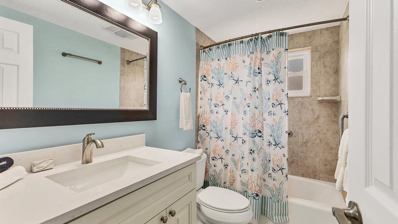 Photo of Bathroom in Central Sarasota