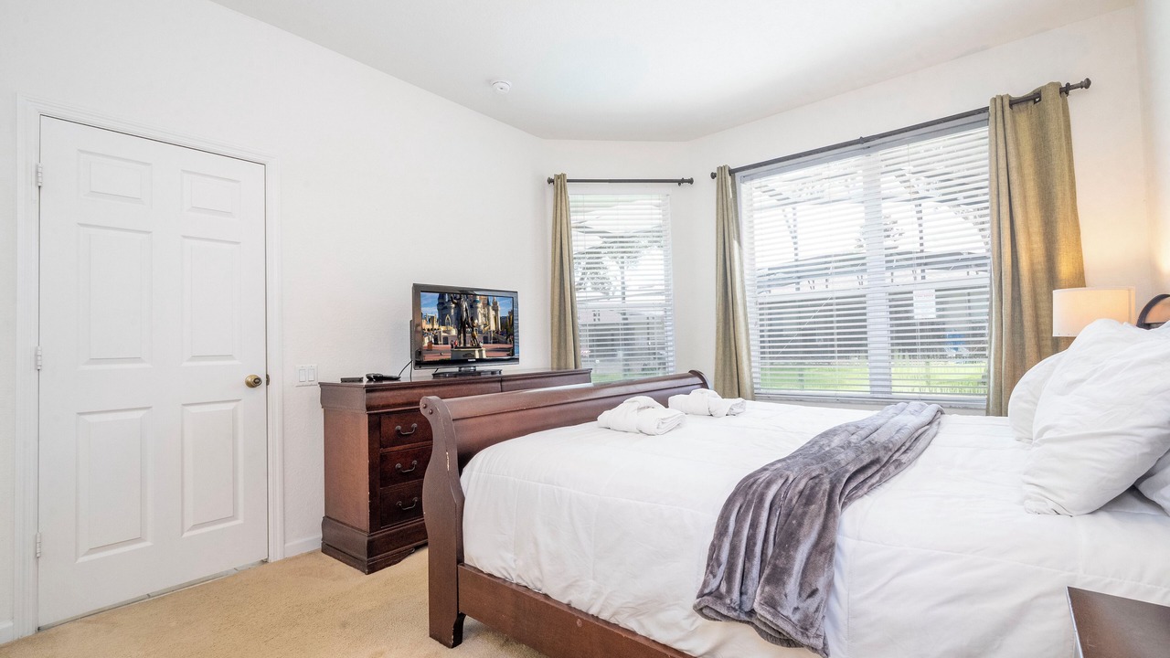 Photo of Bedroom in Windsor Hills