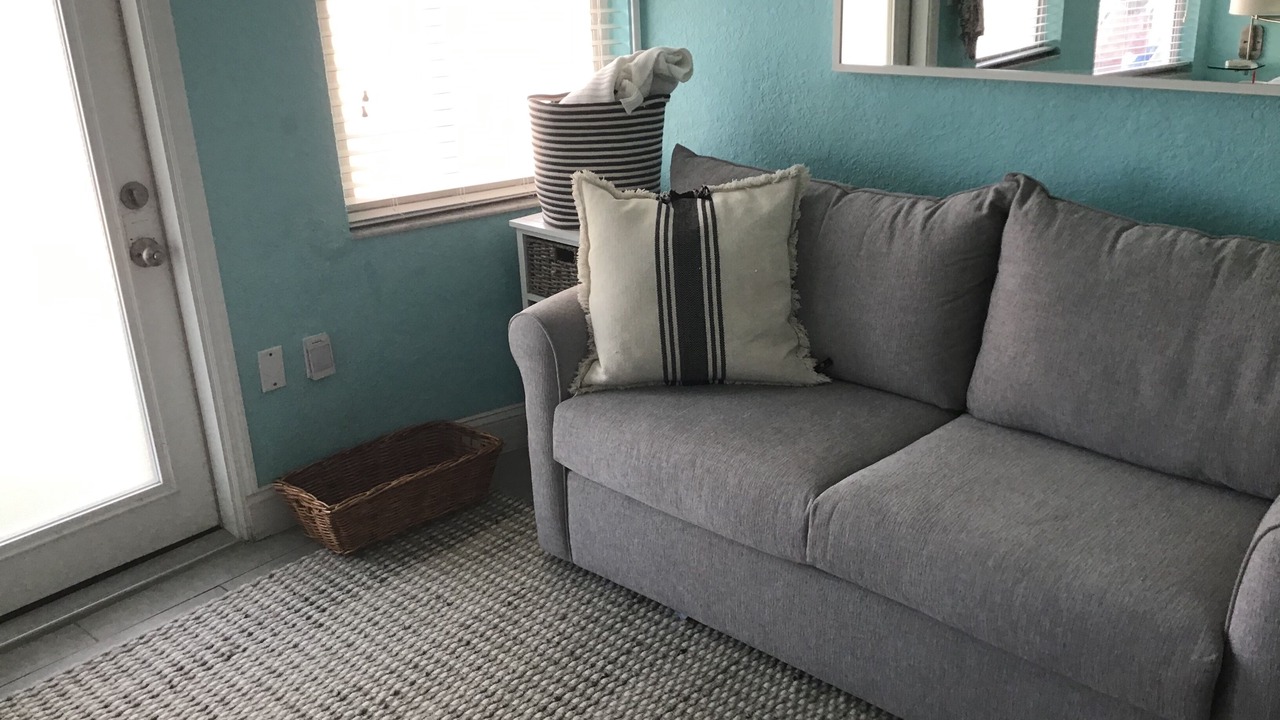 Photo of Livingroom in North Redington Beach