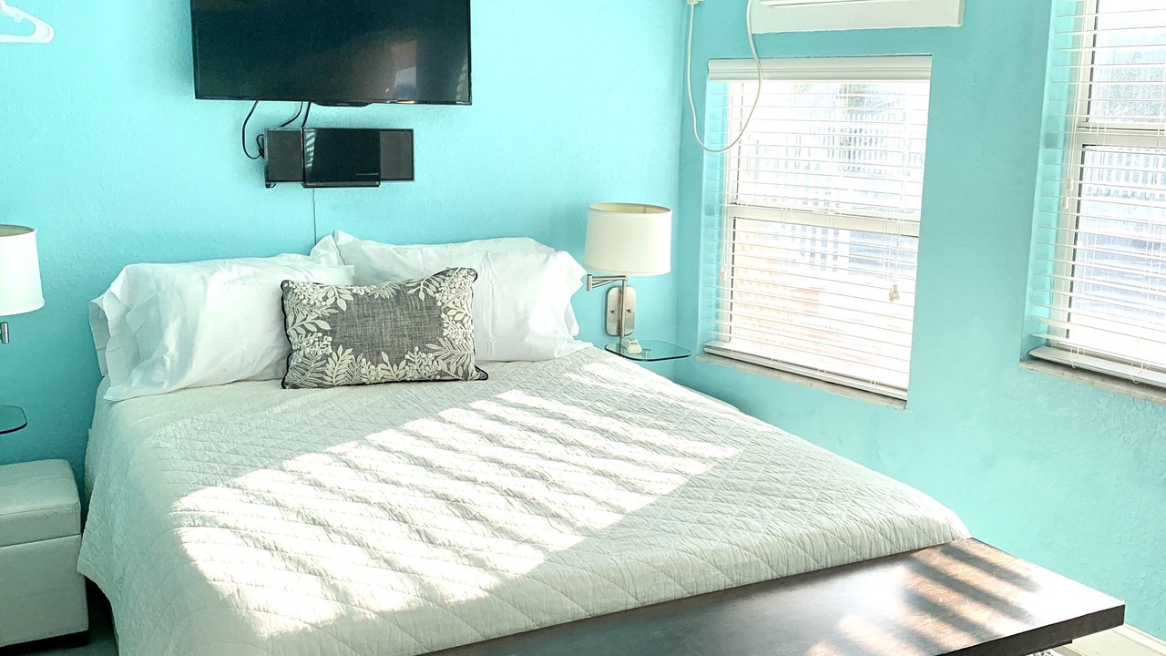 Photo of Bedroom in North Redington Beach