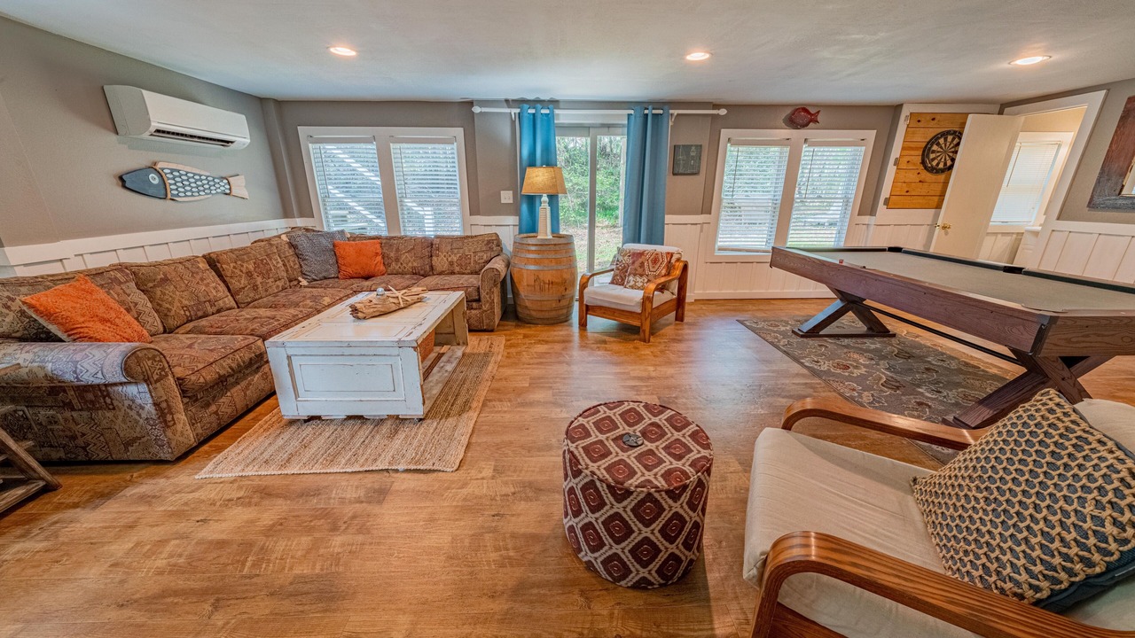 Photo of Livingroom in Sea Scape