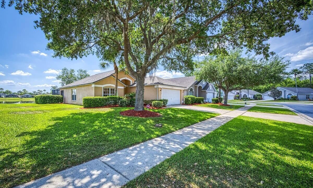 Photo of Outdoor in Lake Berkley