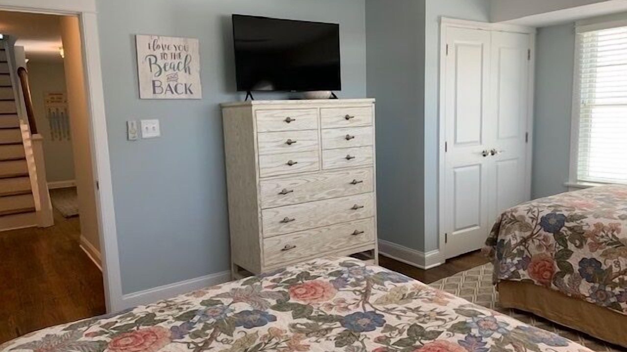 Photo of Bedroom in Townsend's Inlet