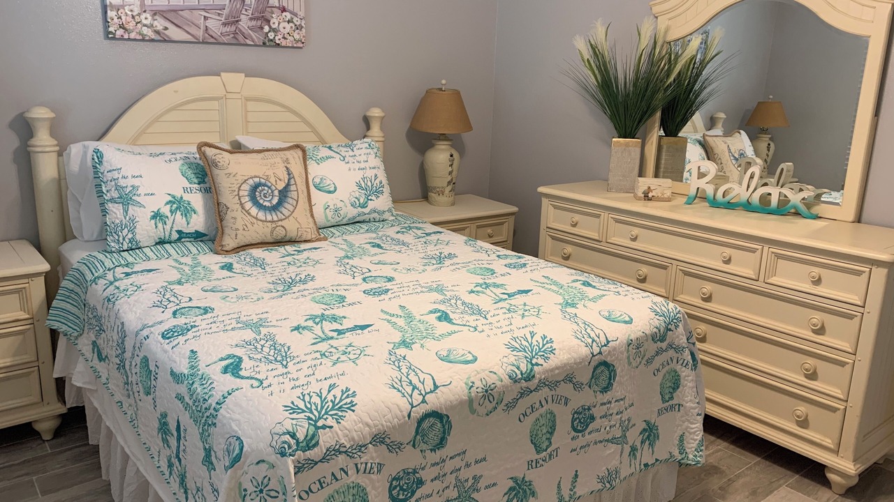 Photo of Bedroom in Apollo Beach