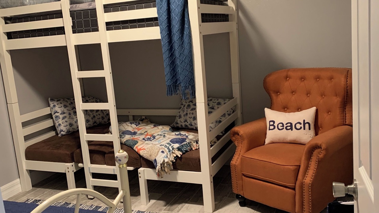 Photo of Bedroom in Apollo Beach