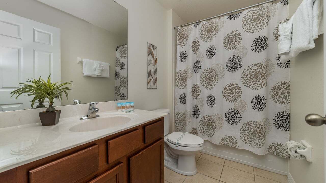 Photo of Bathroom in Watersong