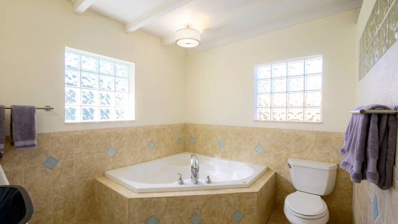 Photo of Bathroom in New Smyrna Beach