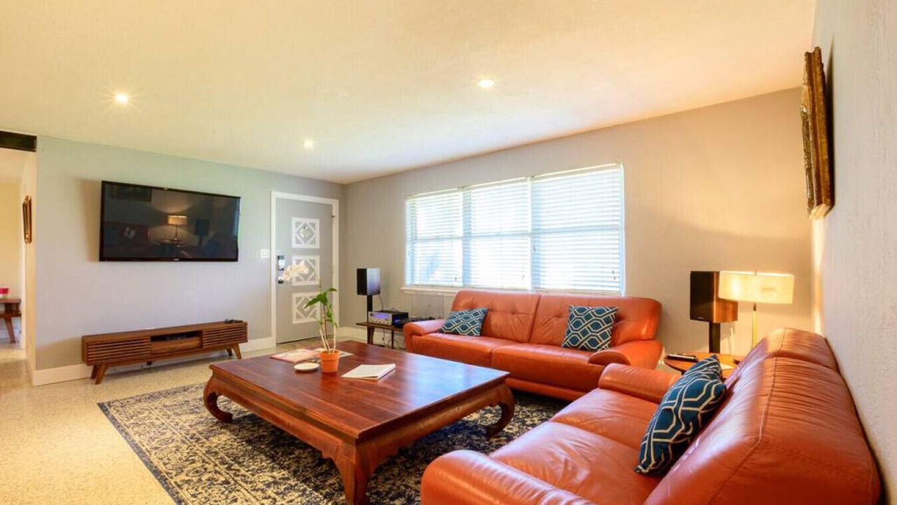 Photo of Livingroom in New Smyrna Beach