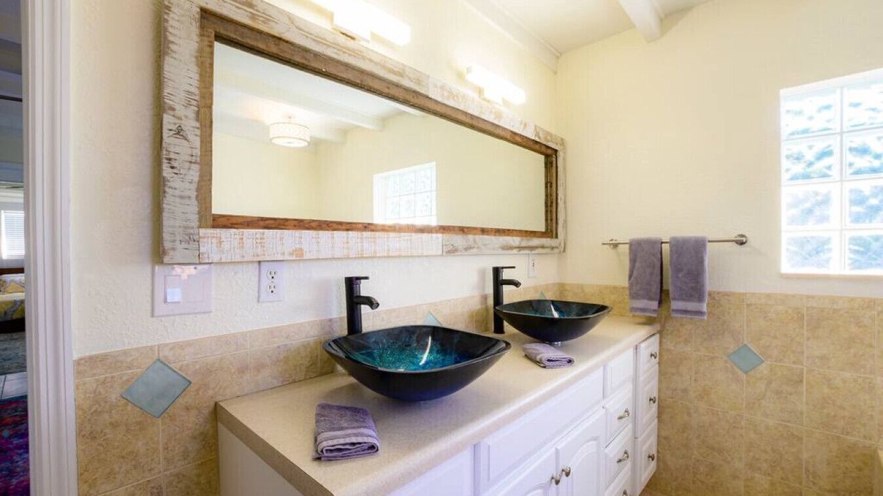 Photo of Bathroom in New Smyrna Beach