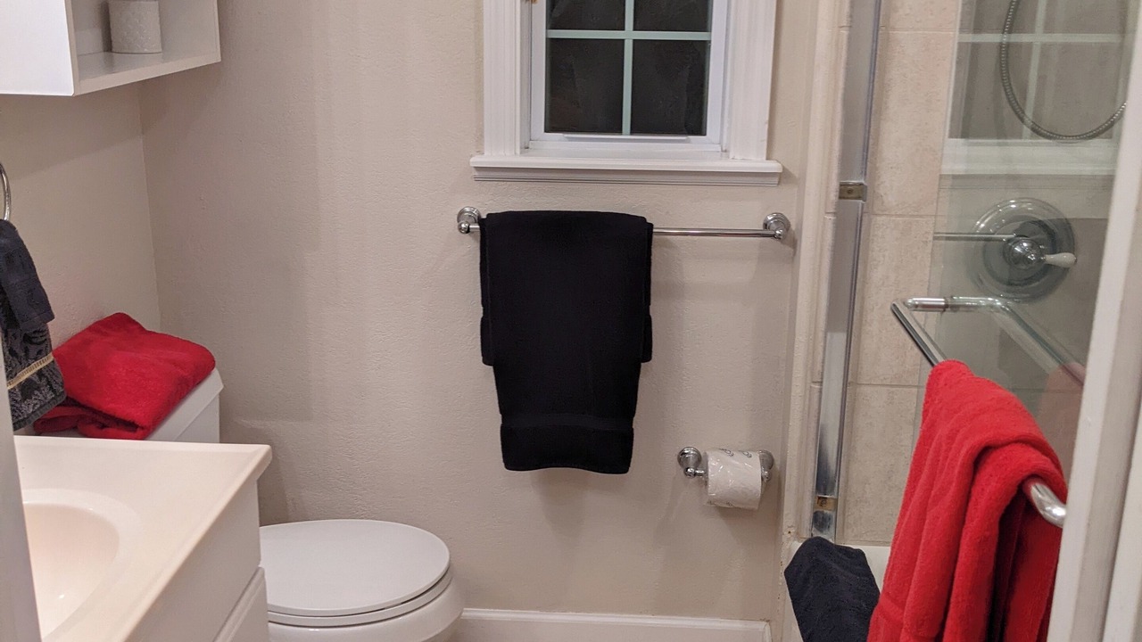 Photo of Bathroom in North East Park