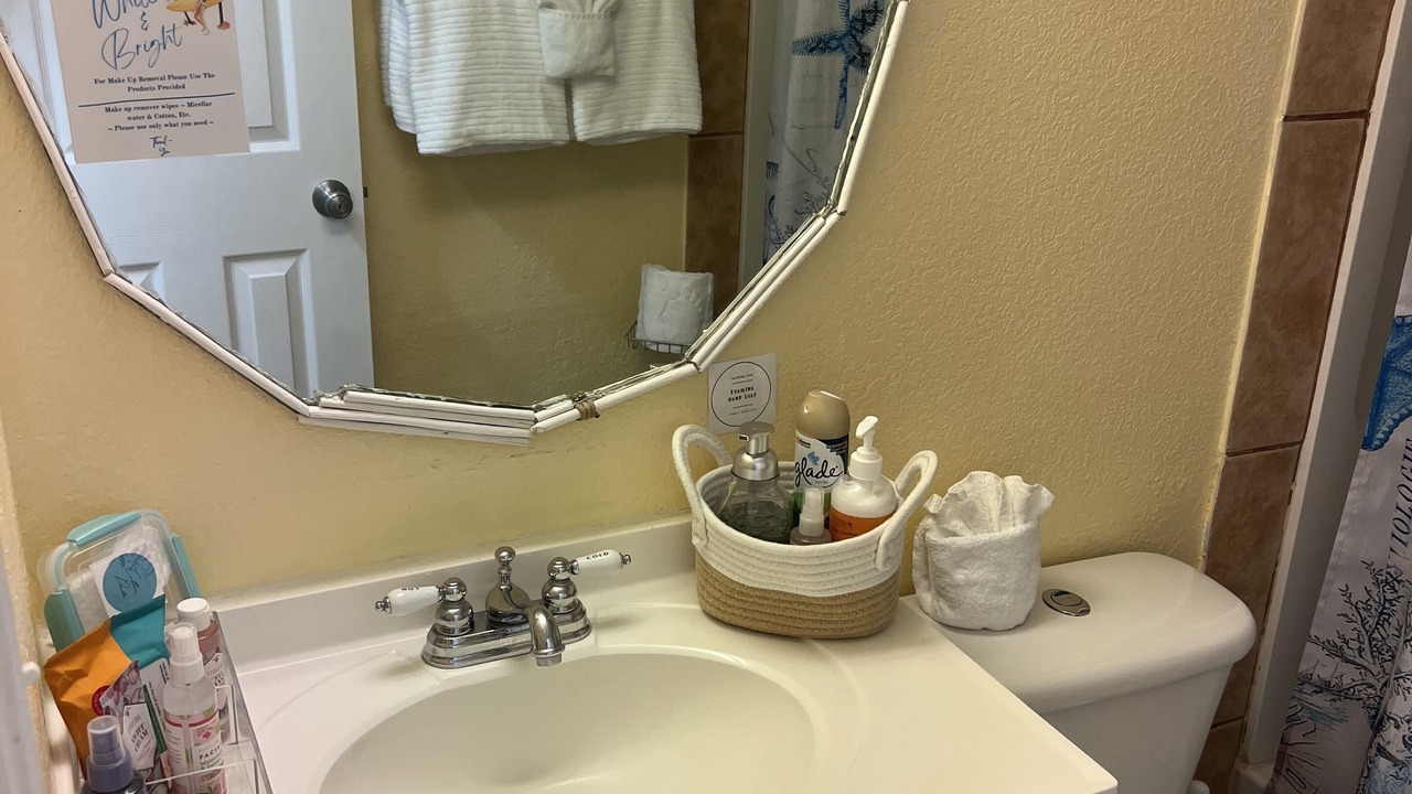 Photo of Bathroom in Lenox Park