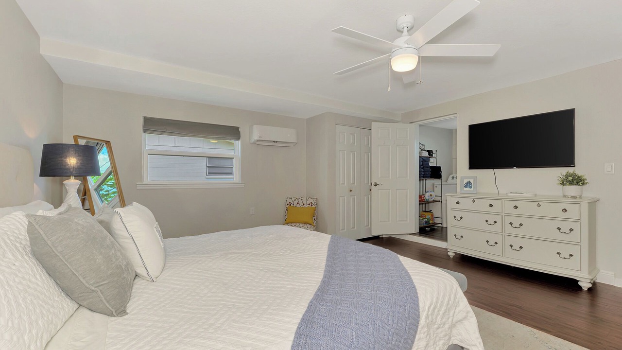 Photo of Bedroom in Venice Gardens
