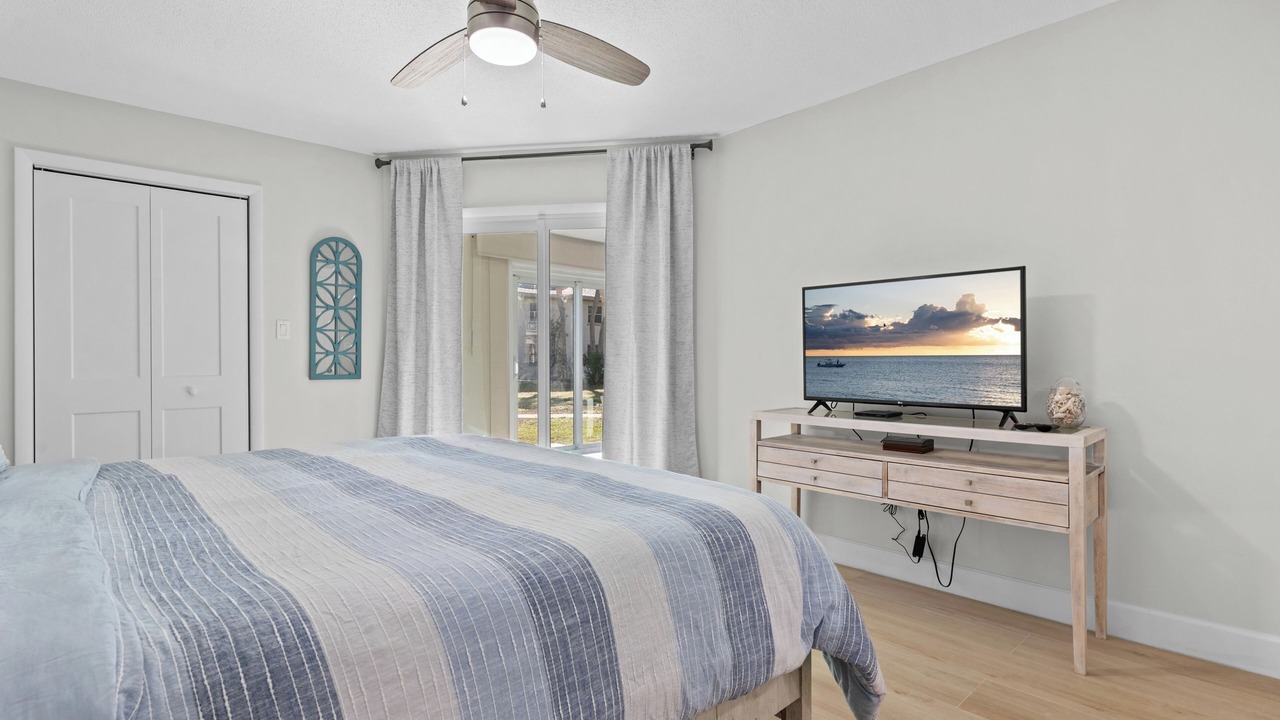 Photo of Bedroom in Whitney Beach