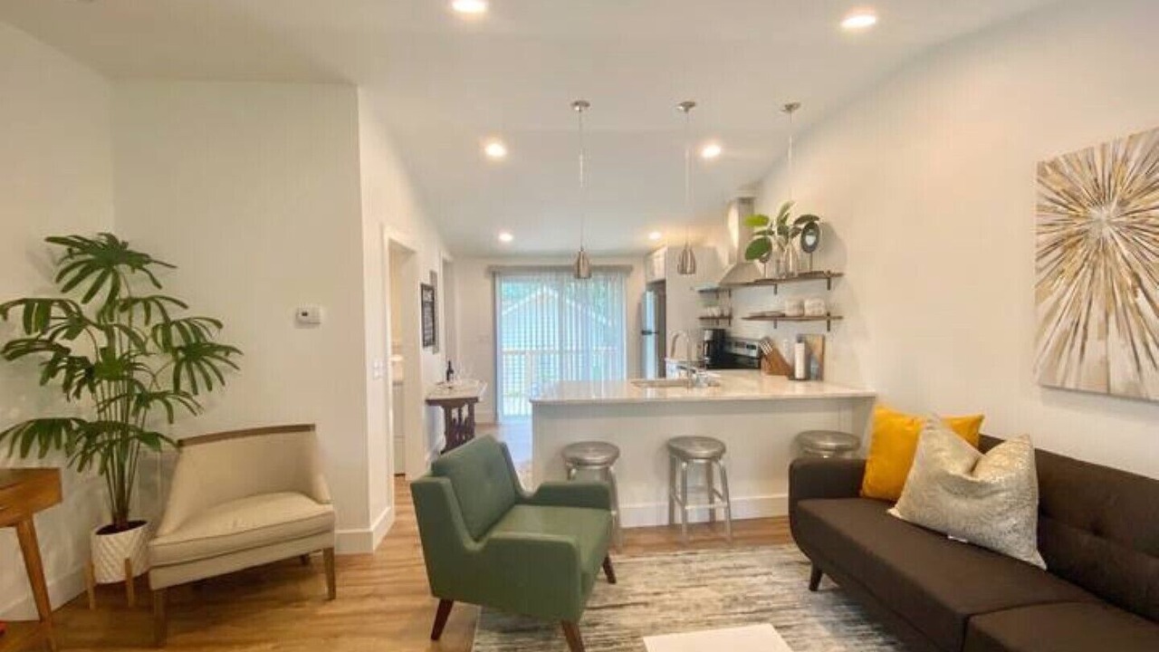 Photo of Livingroom in Greenville
