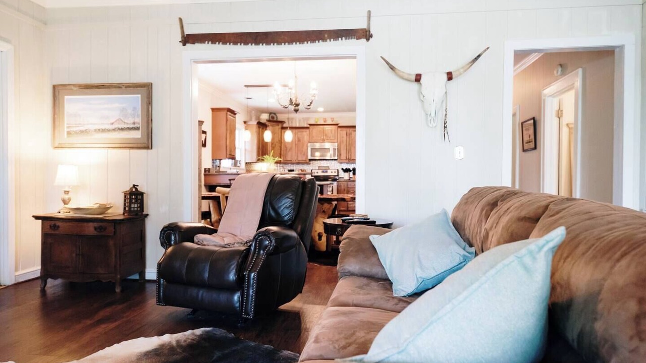 Photo of Livingroom in Seneca
