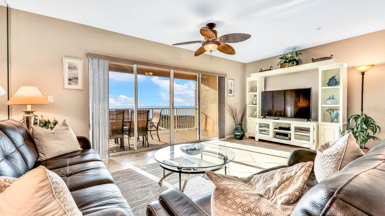 Photo of Livingroom in Independence Square