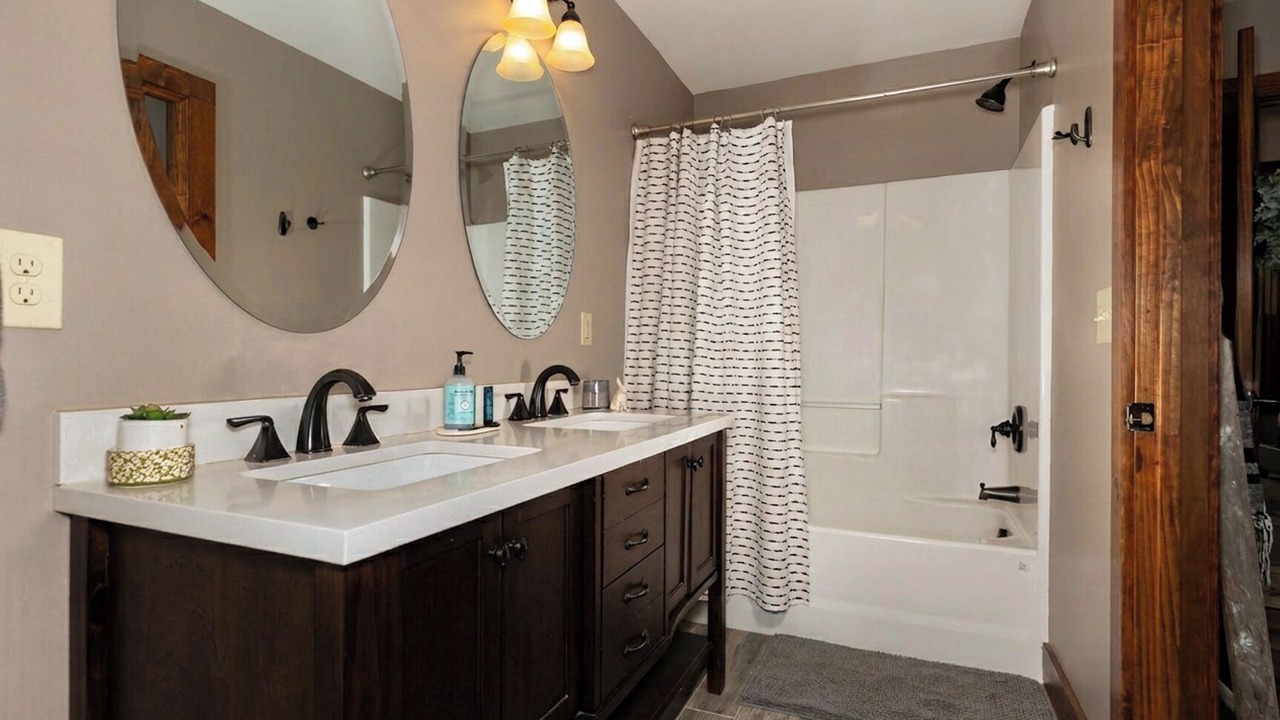 Photo of Bathroom in Deep Gap