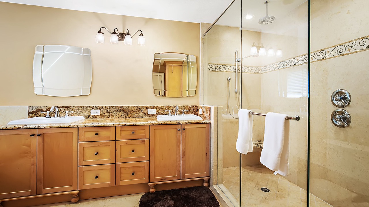 Photo of Bedroom in Lake Shore Estates