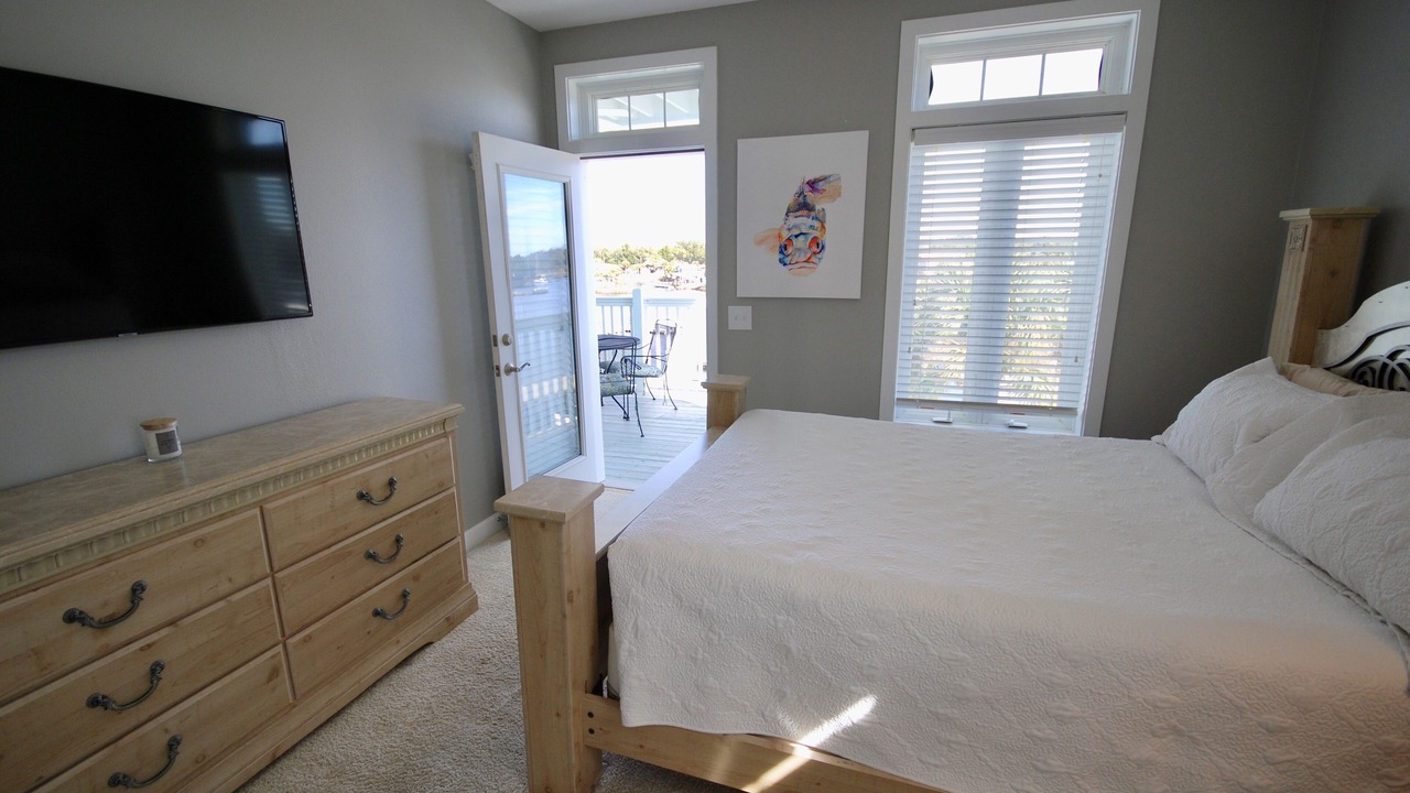 Photo of Bedroom in Steinhatchee