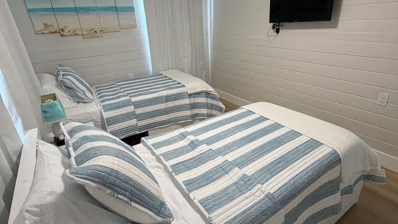 Photo of Bedroom in Sunset Beach
