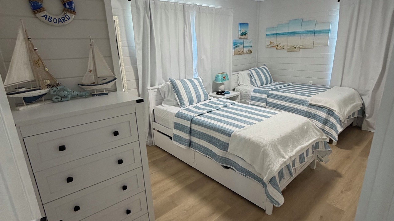 Photo of Bedroom in Sunset Beach
