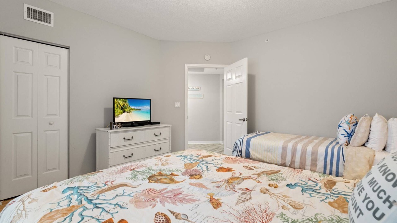 Photo of Bedroom in North Redington Beach