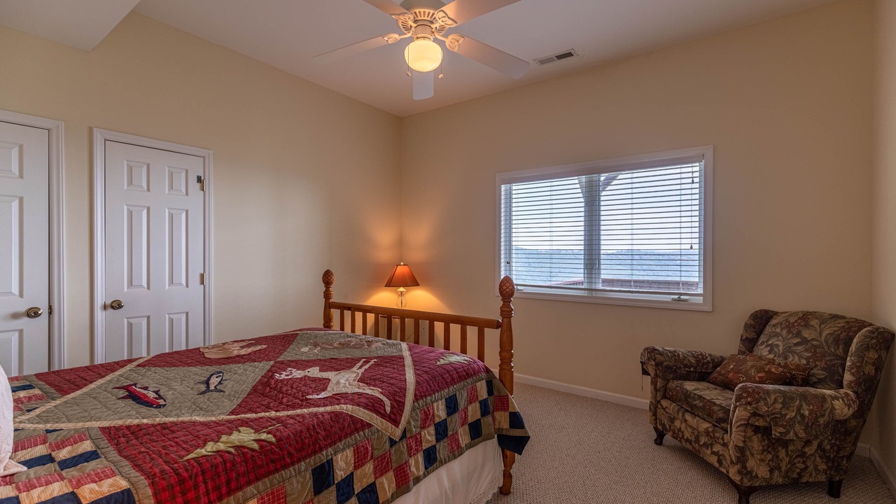 Photo of Bedroom in Blowing Rock