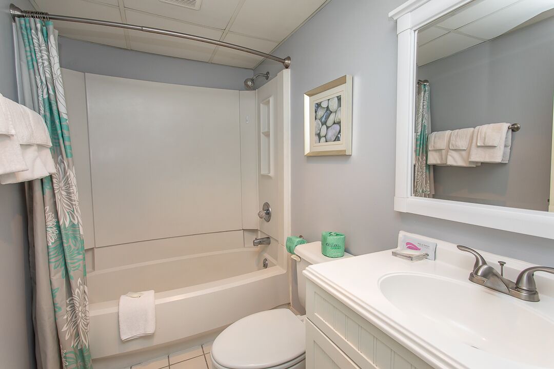 Photo of Bathroom in Garden City