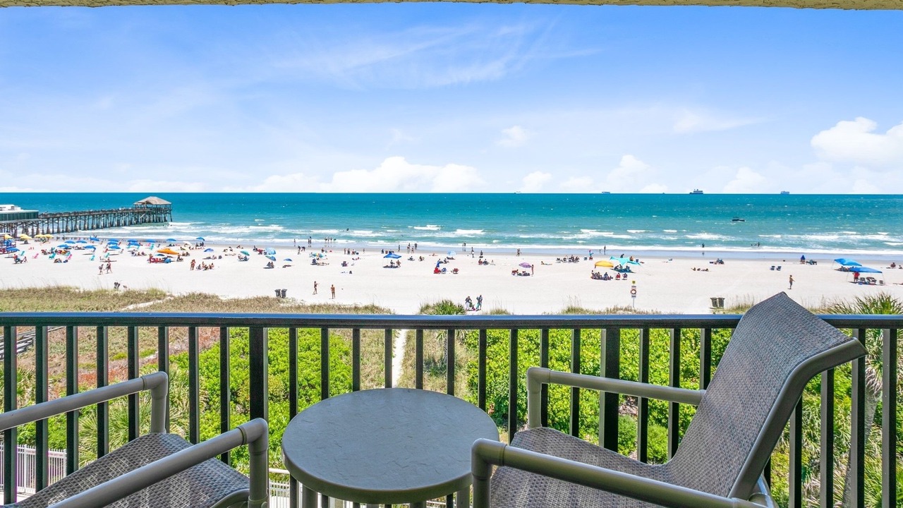 Photo of Patio Balcony in Avon By The Sea