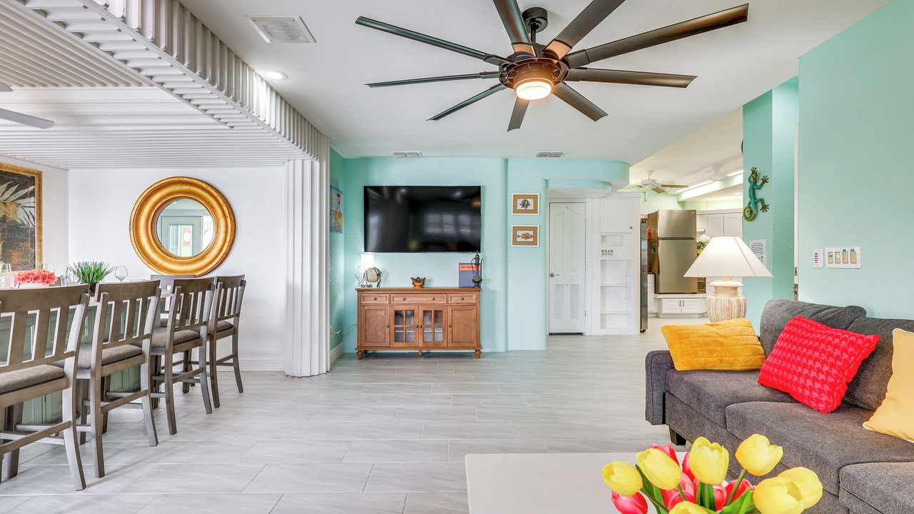 Photo of Livingroom in Clearwater Beach