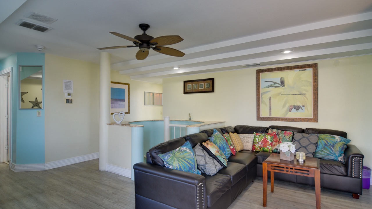 Photo of Livingroom in Clearwater Beach