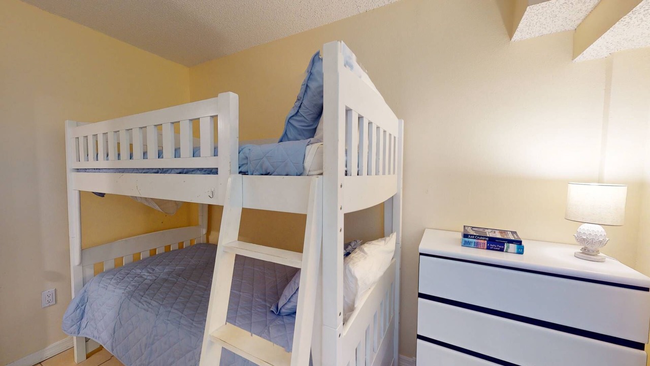 Photo of Bedroom in Madeira Beach
