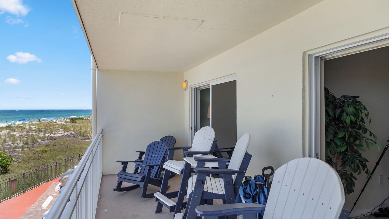 Photo of Patio Balcony in Madeira Beach