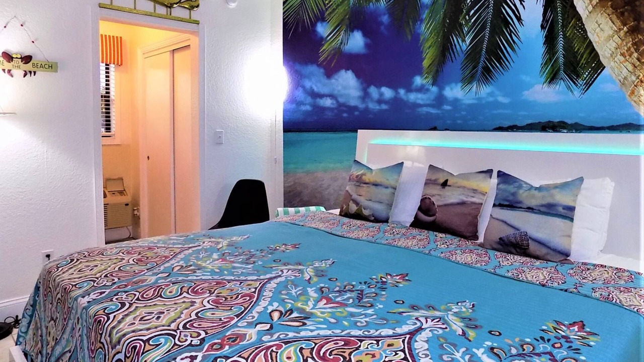 Photo of Bedroom in Redington Beach