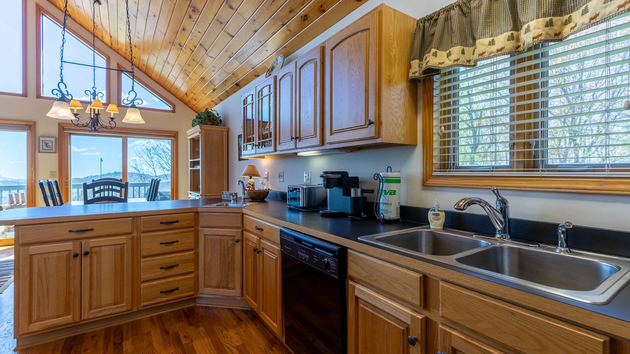 Photo of Kitchen in Blowing Rock