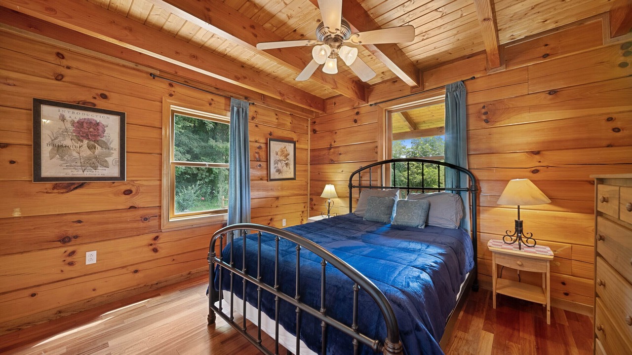 Photo of Bedroom in Boone
