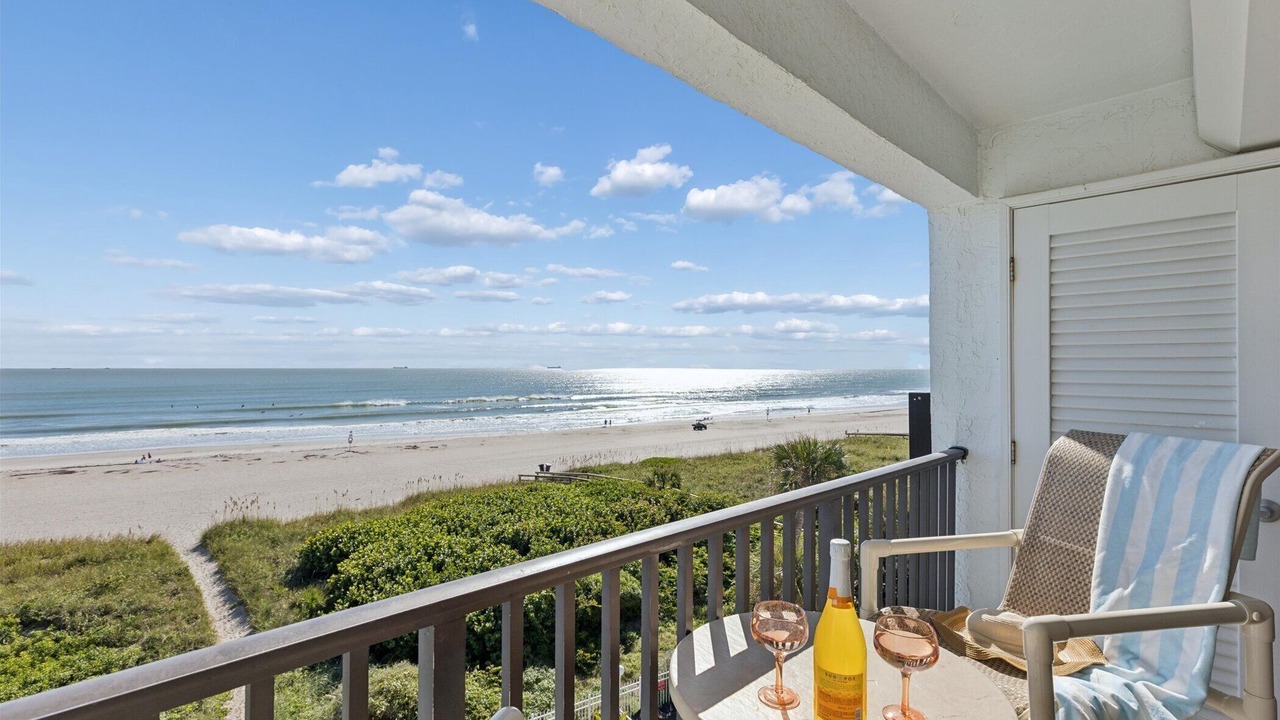 Photo of Patio Balcony in Avon By The Sea