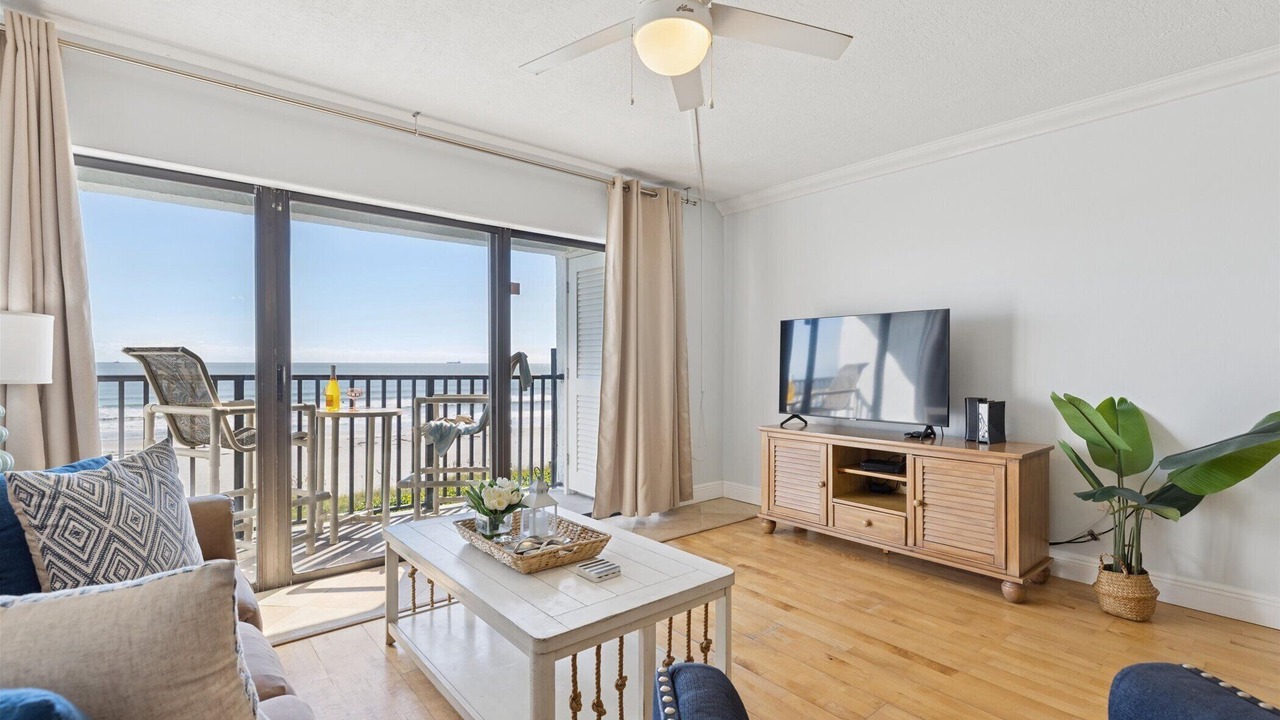 Photo of Patio Balcony in Avon By The Sea