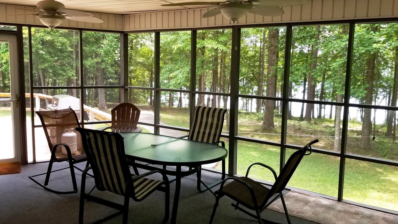 Photo of Outdoor in Seneca