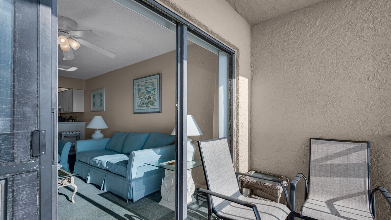 Photo of Patio Balcony in Biltmore Beach