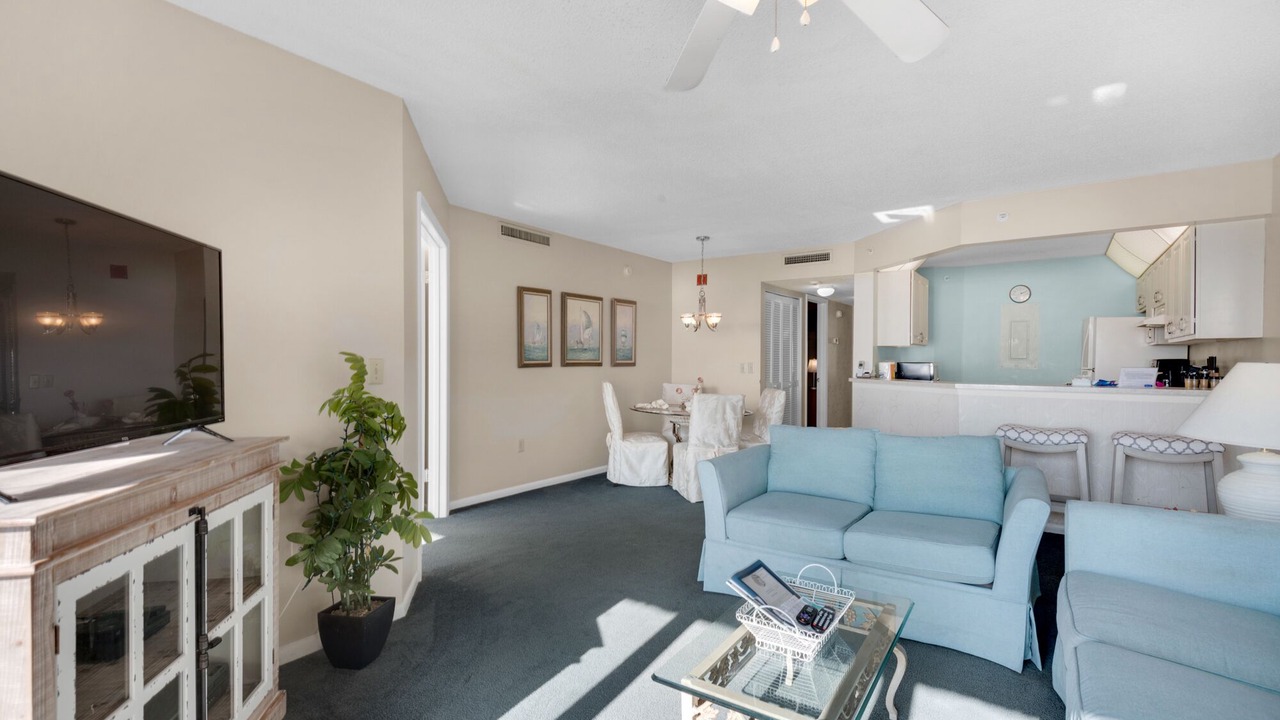 Photo of Bedroom in Biltmore Beach