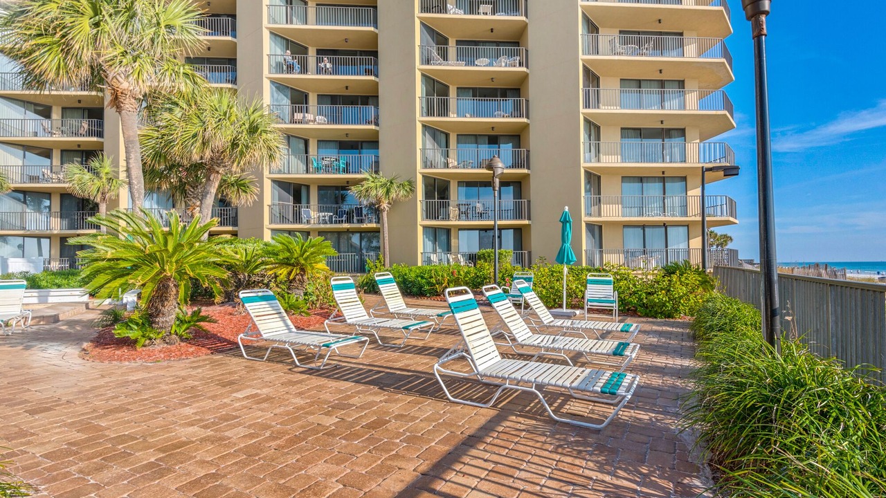 Photo of Outdoor in Biltmore Beach